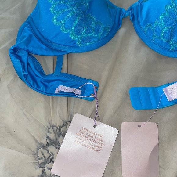 NWT Savage X Fenty Bright Blue Lace Bra 36B (34C) - Picture 4 of 6